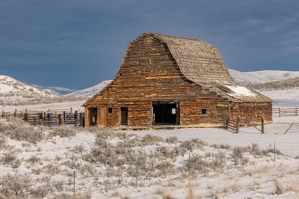 Barn in winter-Montana